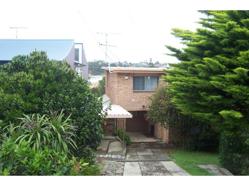 2/31b Tallawang Avenue, Malua Bay NSW 2536