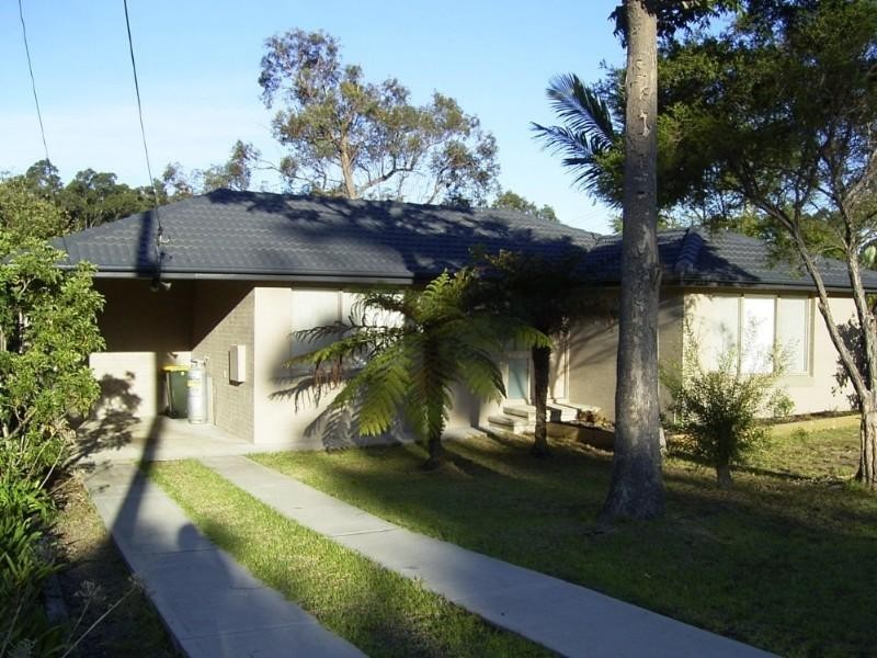 17 Cook Avenue, Surf Beach NSW 2536