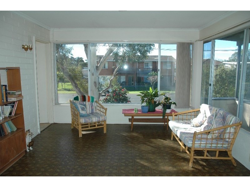 87 Timbara Crescent, Batemans Bay NSW 2536