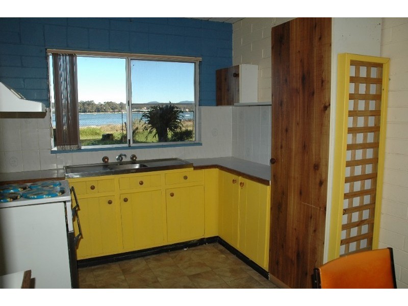 87 Timbara Crescent, Batemans Bay NSW 2536