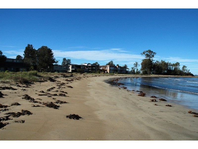 87 Timbara Crescent, Batemans Bay NSW 2536