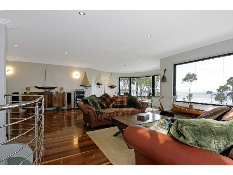 163 Northcove Road, Batemans Bay NSW 2536