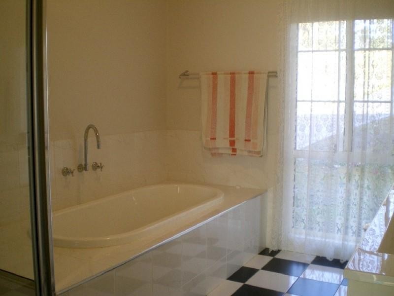 100 Clyde Road, North Batemans Bay NSW 2536