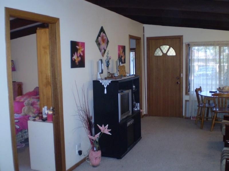 3 Connells Close, Mossy Point NSW 2537