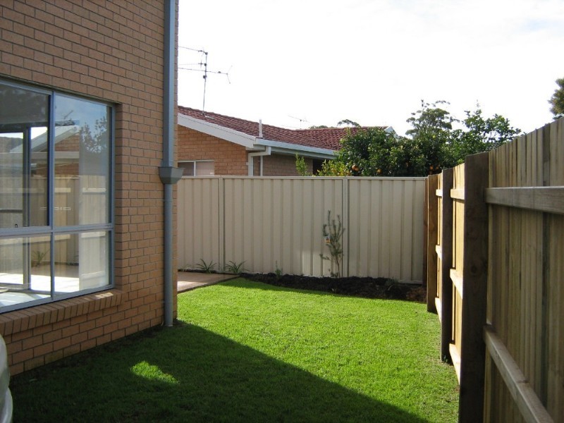 2/26 Train Street, Broulee NSW 2537