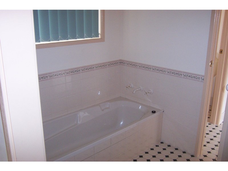 15 Osprey Street, Surfside NSW 2536