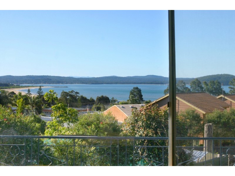 23 Joseph Street, Batehaven NSW 2536