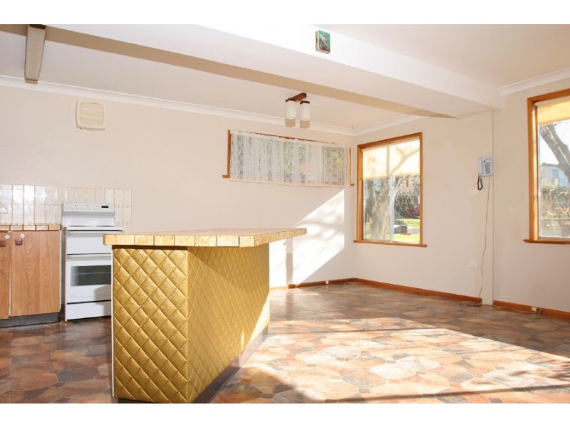 23 Joseph Street, Batehaven NSW 2536