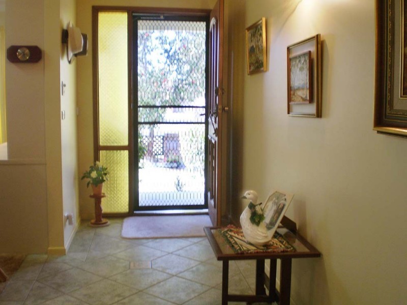 9 Bayview Street, Surfside NSW 2536