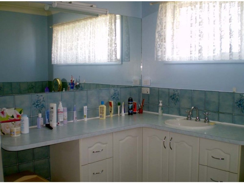 9 Bayview Street, Surfside NSW 2536