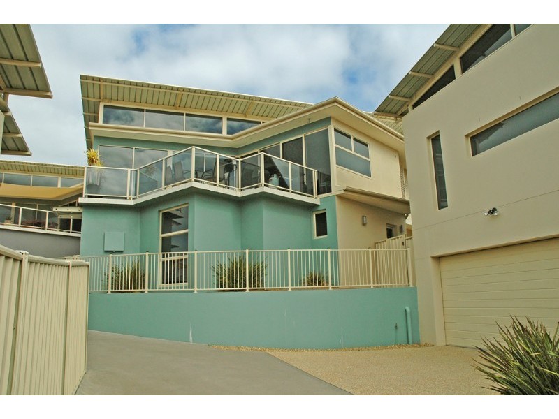 5B Sanctuary Place, Catalina NSW 2536