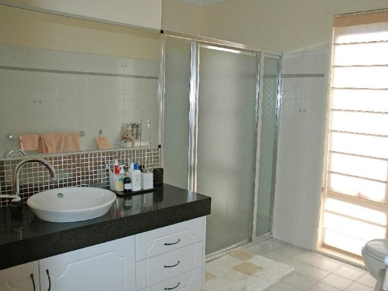 18 Calton Road, Batemans Bay NSW 2536