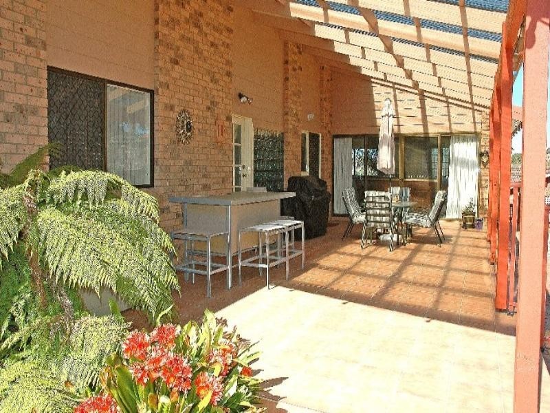 18 Calton Road, Batemans Bay NSW 2536