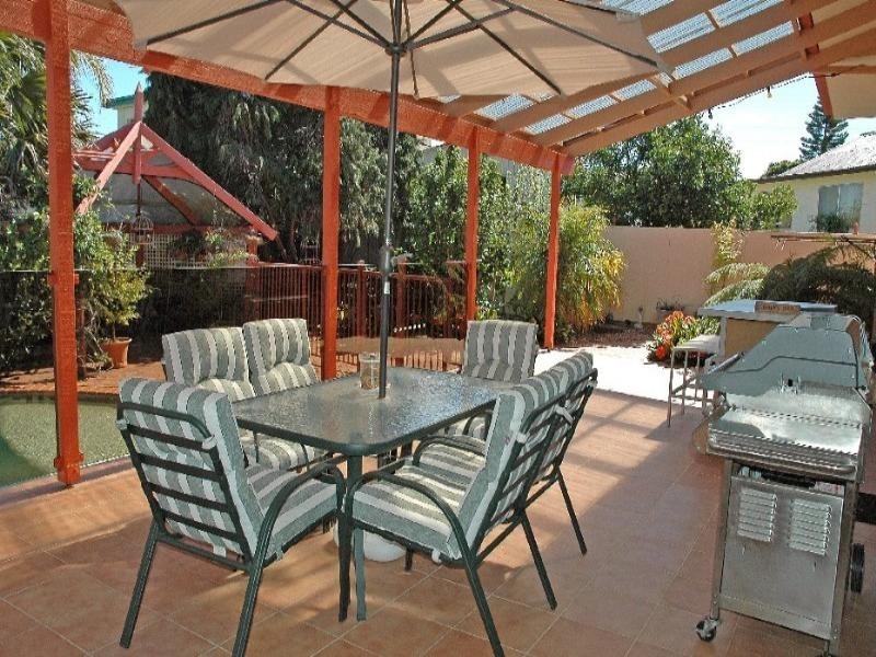18 Calton Road, Batemans Bay NSW 2536