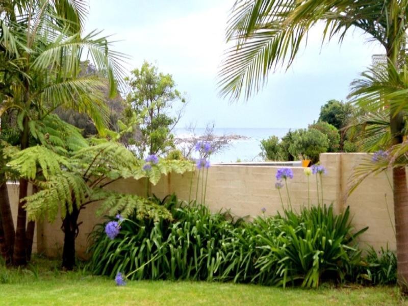 1 Youralla Avenue, Malua Bay NSW 2536
