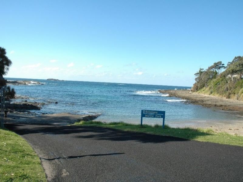 1 Youralla Avenue, Malua Bay NSW 2536