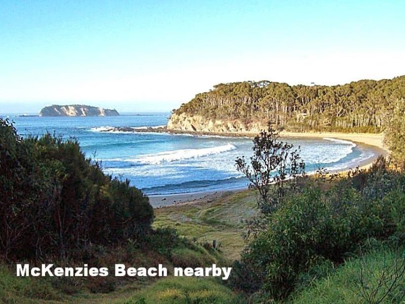 7 Pyang Avenue, Malua Bay NSW 2536