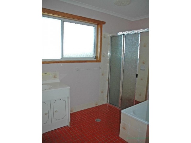 7 Pyang Avenue, Malua Bay NSW 2536