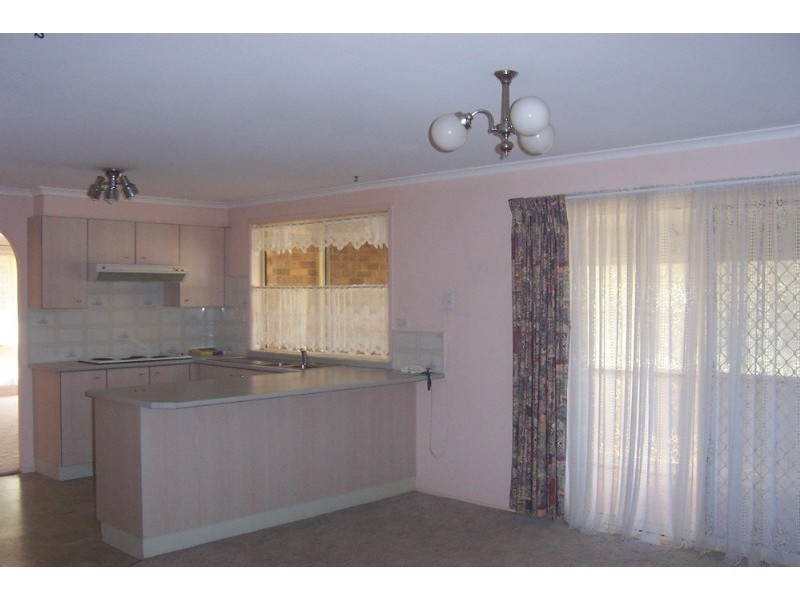 27 Melaleuca Crescent, Catalina NSW 2536