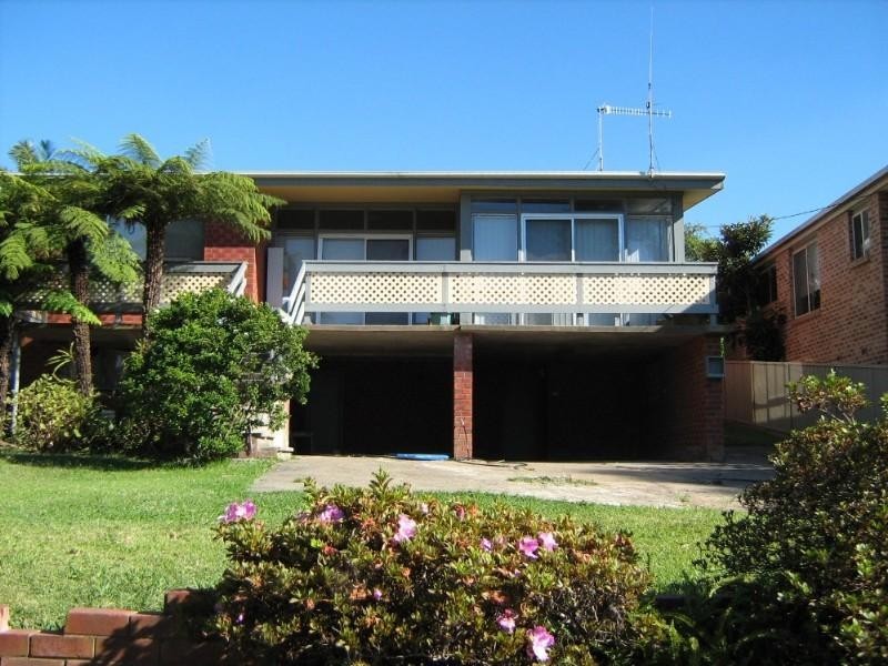 574 Beach Road, Denhams Beach NSW 2536