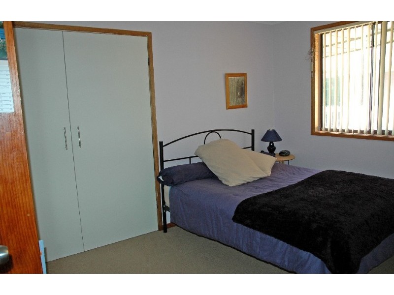 60 Catalina Drive, Catalina NSW 2536