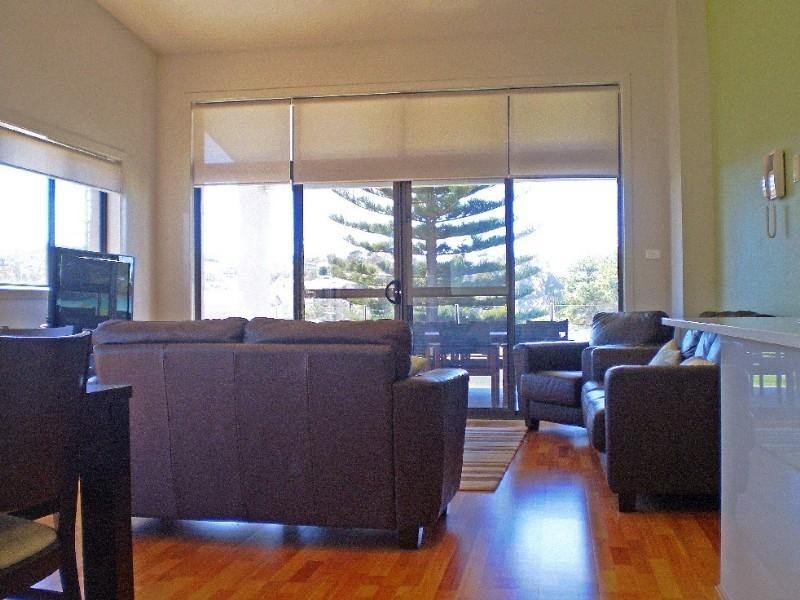 1/2 Moorong Crescent, Malua Bay NSW 2536