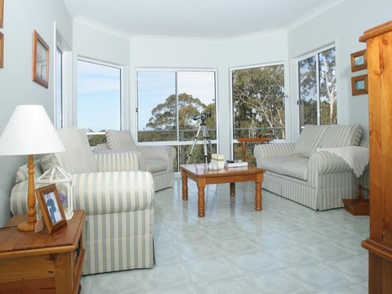 137 Vista Avenue, Batemans Bay NSW 2536