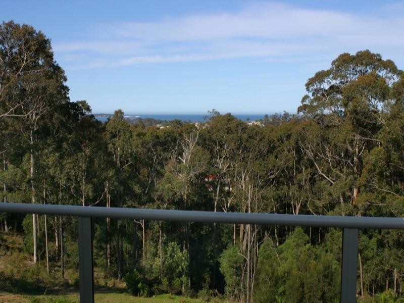 137 Vista Avenue, Batemans Bay NSW 2536