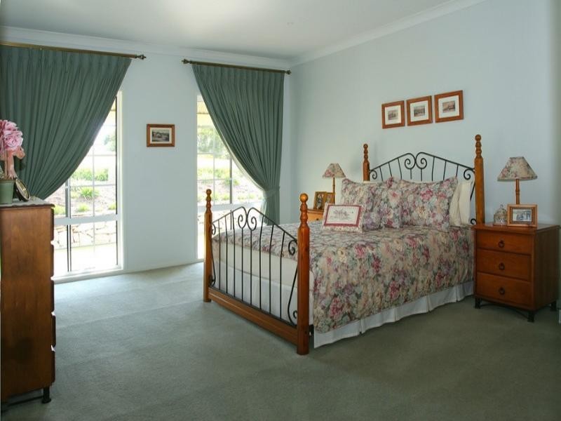 137 Vista Avenue, Catalina NSW 2536