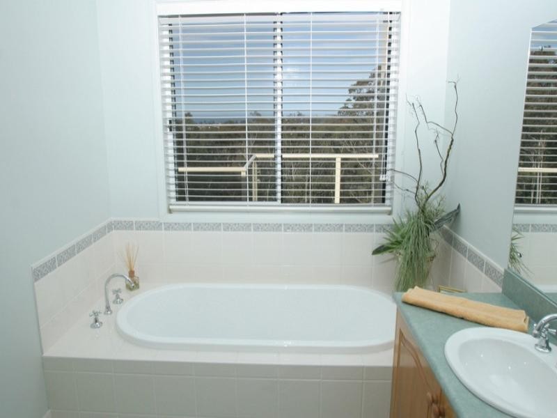 137 Vista Avenue, Catalina NSW 2536