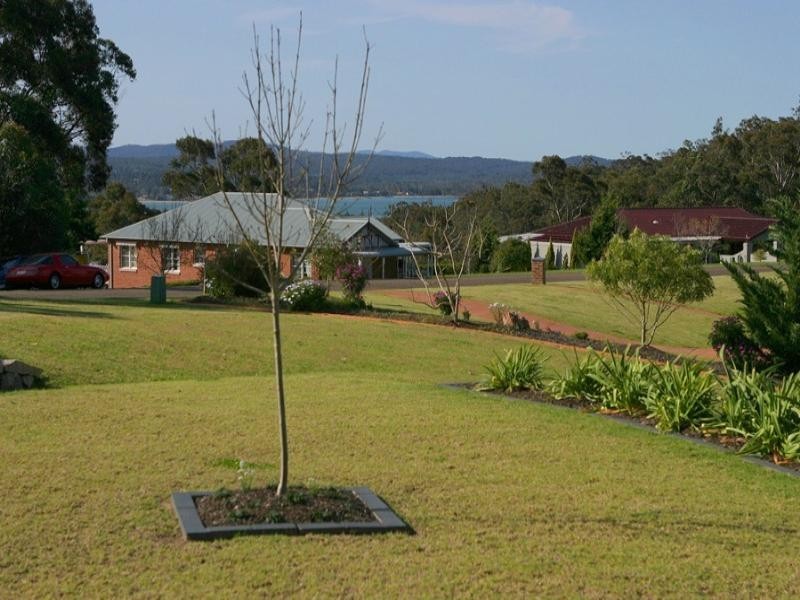137 Vista Avenue, Catalina NSW 2536