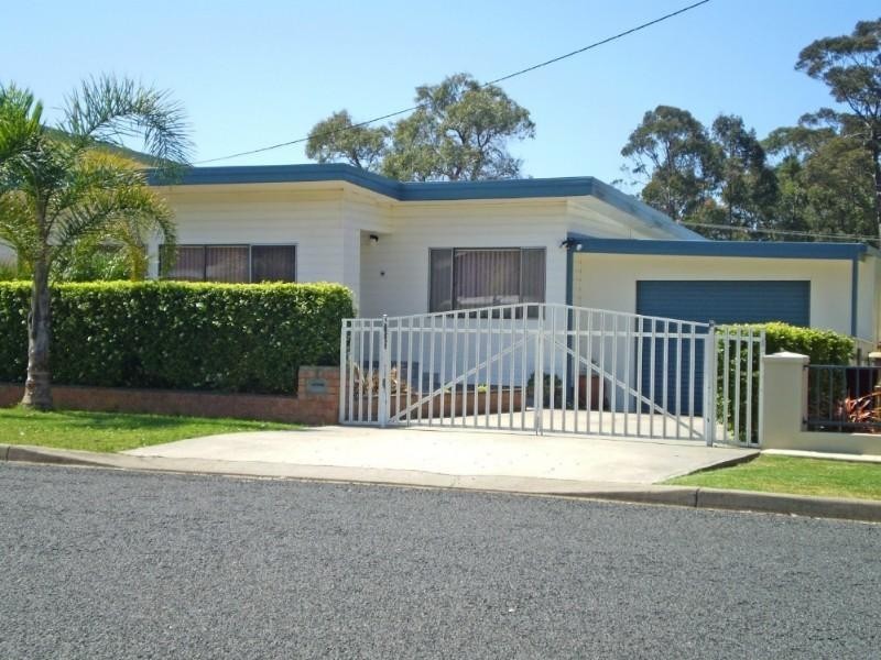 72 Pacific Road, Surf Beach NSW 2536