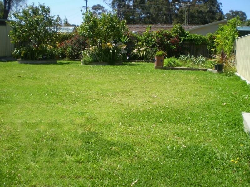 72 Pacific Road, Surf Beach NSW 2536