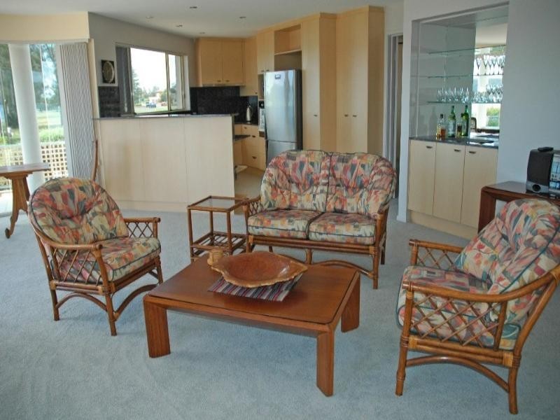 4/25 Beach Road, Batemans Bay NSW 2536