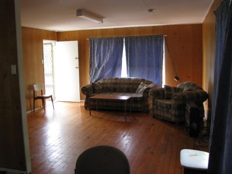 4 Edward Road, Batehaven NSW 2536