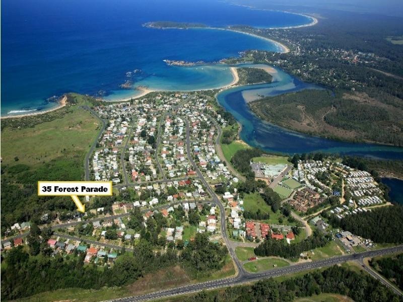 35 Forest Parade, Tomakin NSW 2537