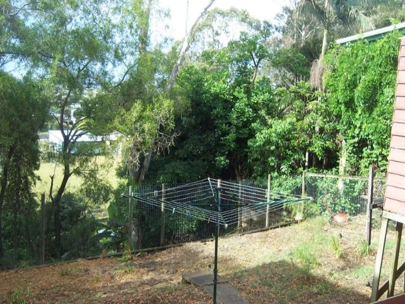 35 Forest Parade, Tomakin NSW 2537