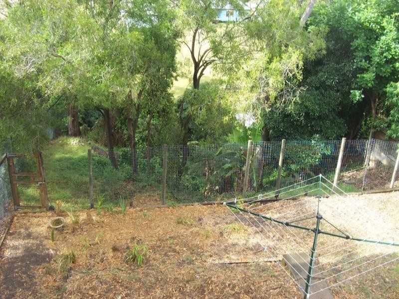 35 Forest Parade, Tomakin NSW 2537