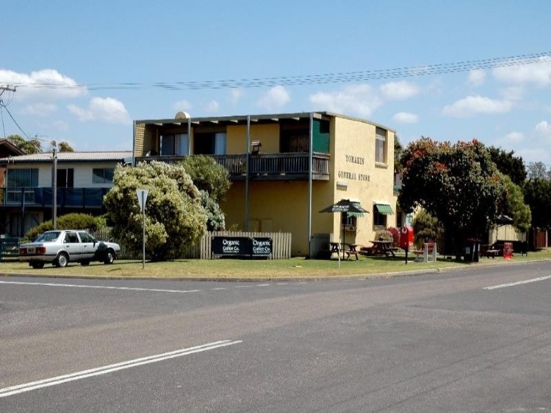 35 Forest Parade, Tomakin NSW 2537