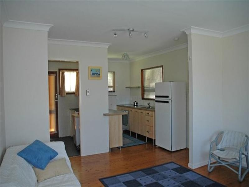 5 Bernadette BoulevaRoad, Batehaven NSW 2536