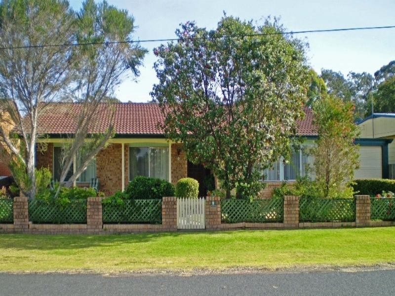 9 Bayview Street, Surfside NSW 2536