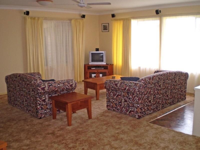 9 Bayview Street, Surfside NSW 2536