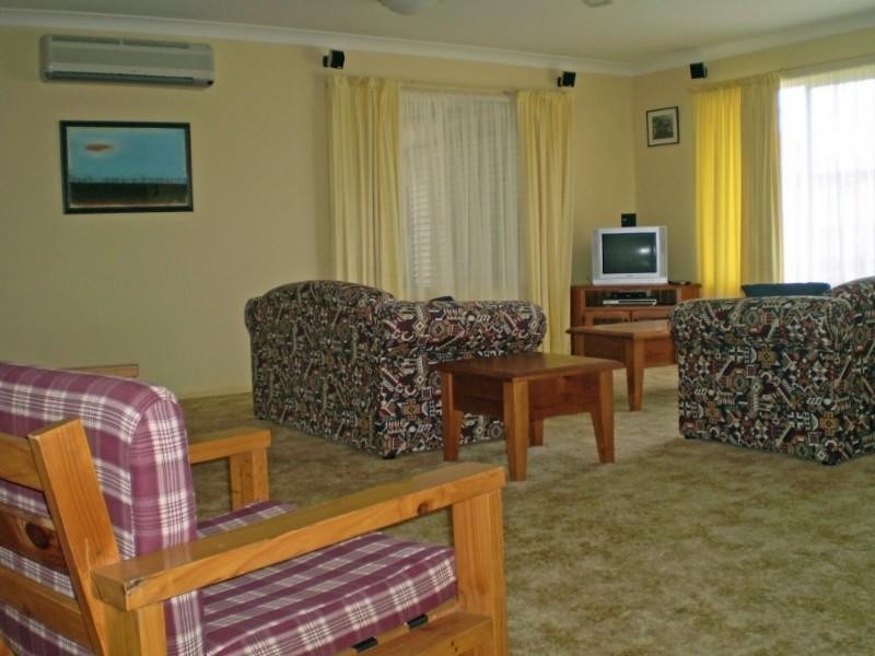 9 Bayview Street, Surfside NSW 2536