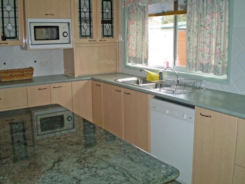 9 Bayview Street, Surfside NSW 2536