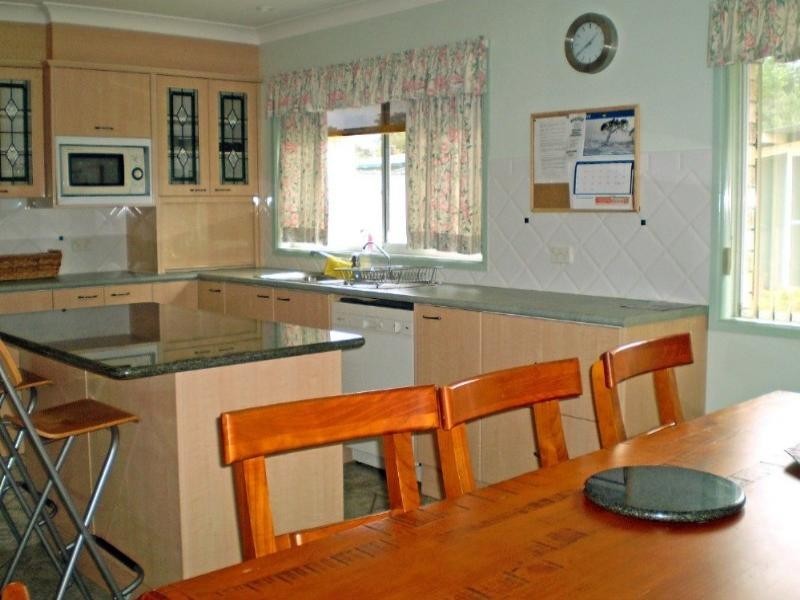 9 Bayview Street, Surfside NSW 2536