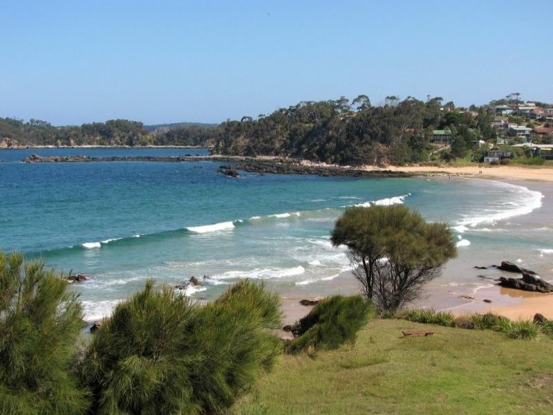 43 Tallawang Avenue, Batemans Bay NSW 2536