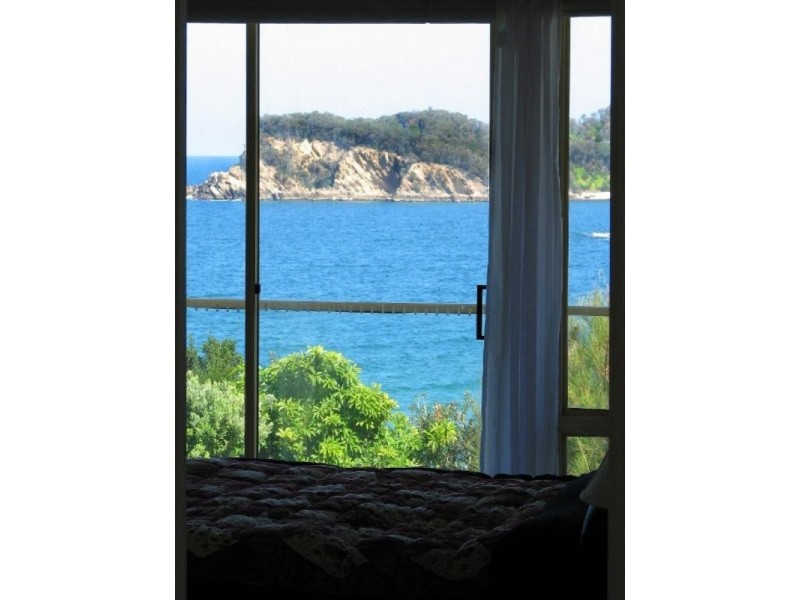 43 Tallawang Avenue, Batemans Bay NSW 2536