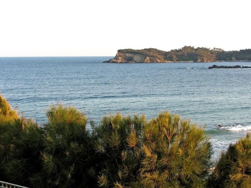 43 Tallawang Avenue, Batemans Bay NSW 2536