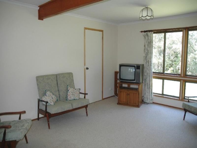 6 Pendula Place, Maloneys Beach NSW 2536
