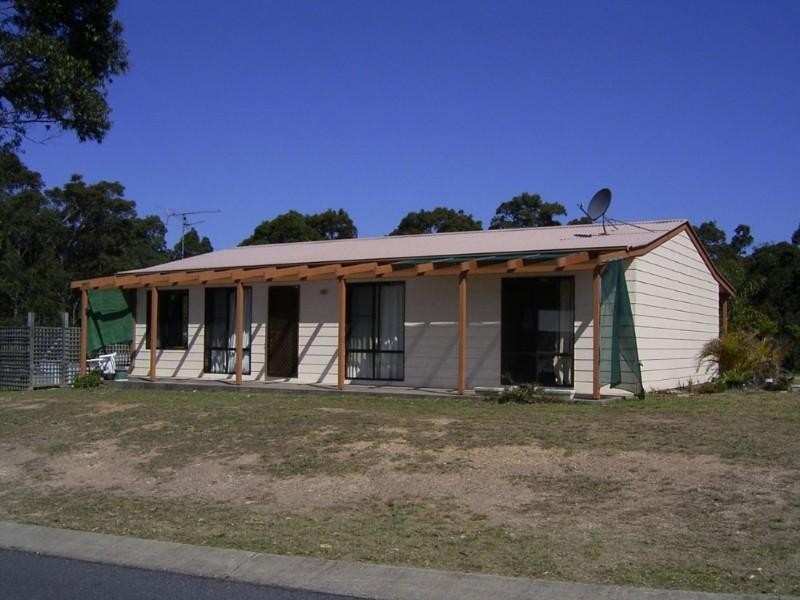 81 Edward Road, Batehaven NSW 2536